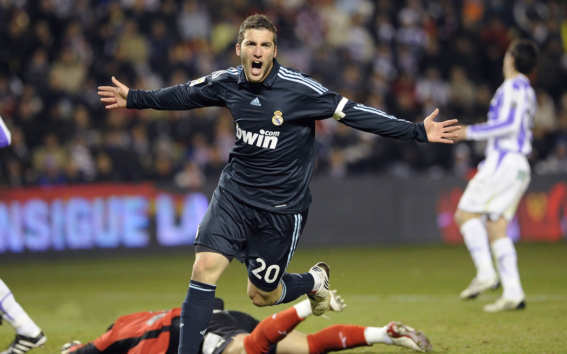 掘金队新核心领衔,带领球队冲击更高目标,掘金队伍